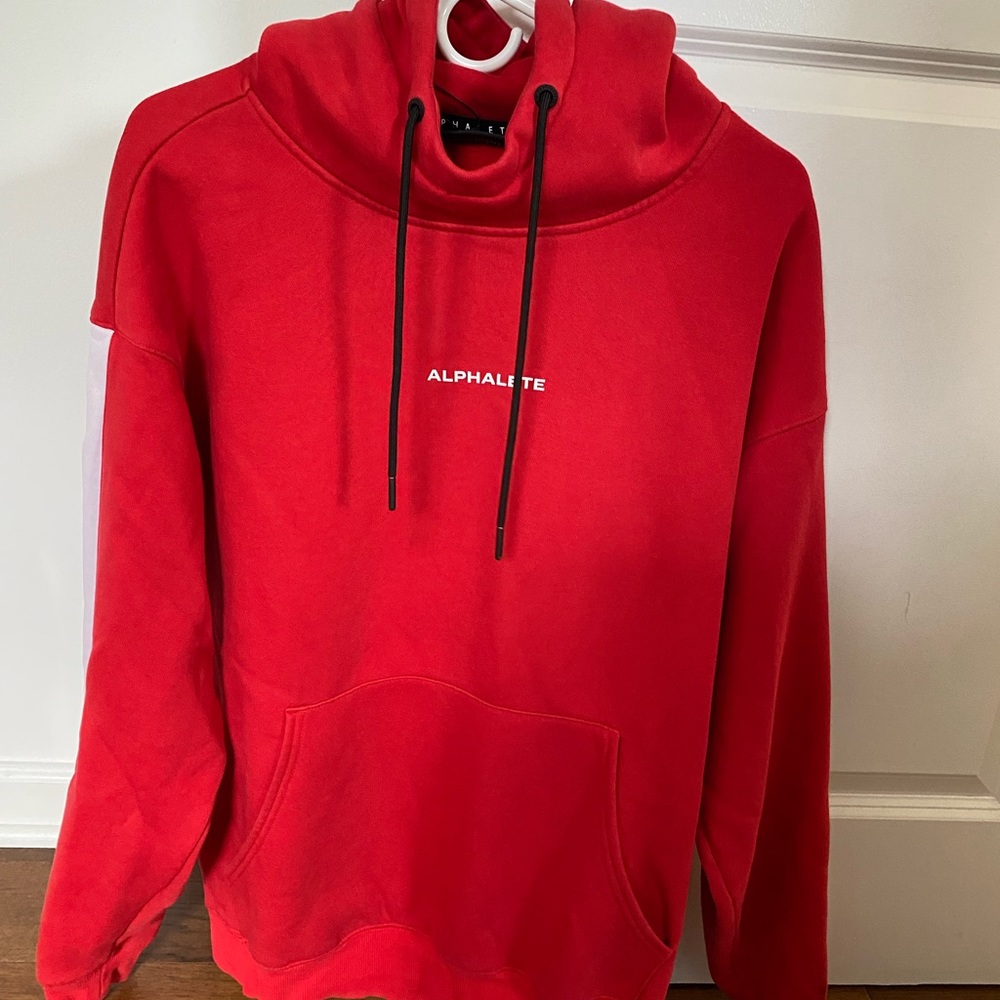ALPHALETE RED HOODIE SZ LARGE